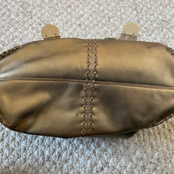 MICHAEL KORS gold purse and matching wallet - Picture 5 of 15